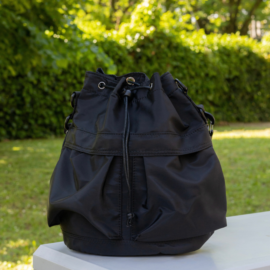 Sac seau bandoulière en nylon à cordon