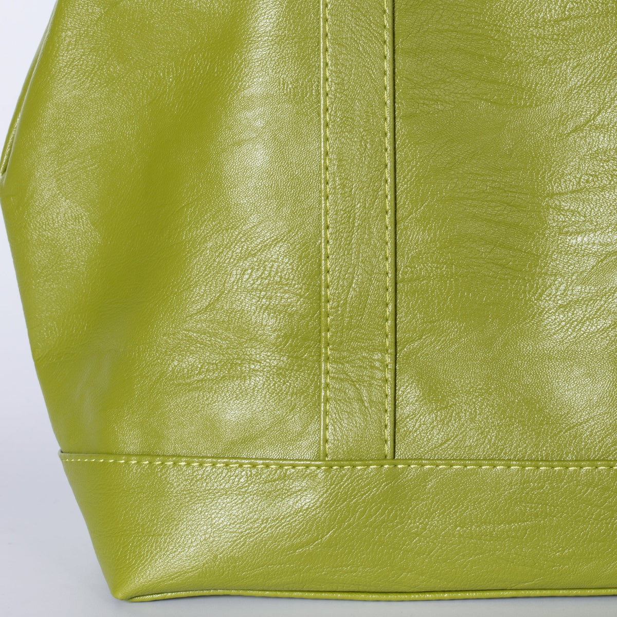 Sac cabas en simili cuir avec porte-clés intégré