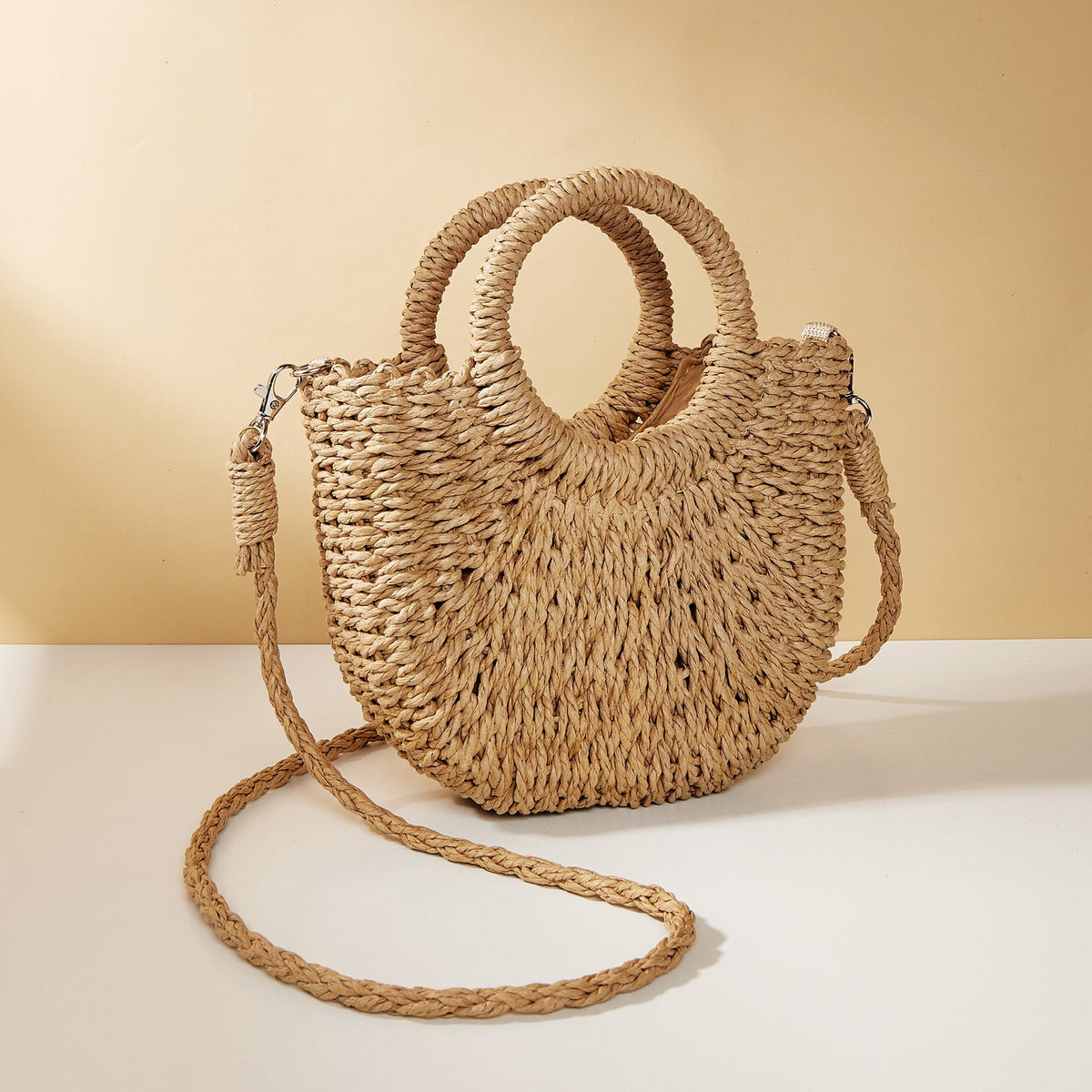 Sac à main en paille à bandoulière