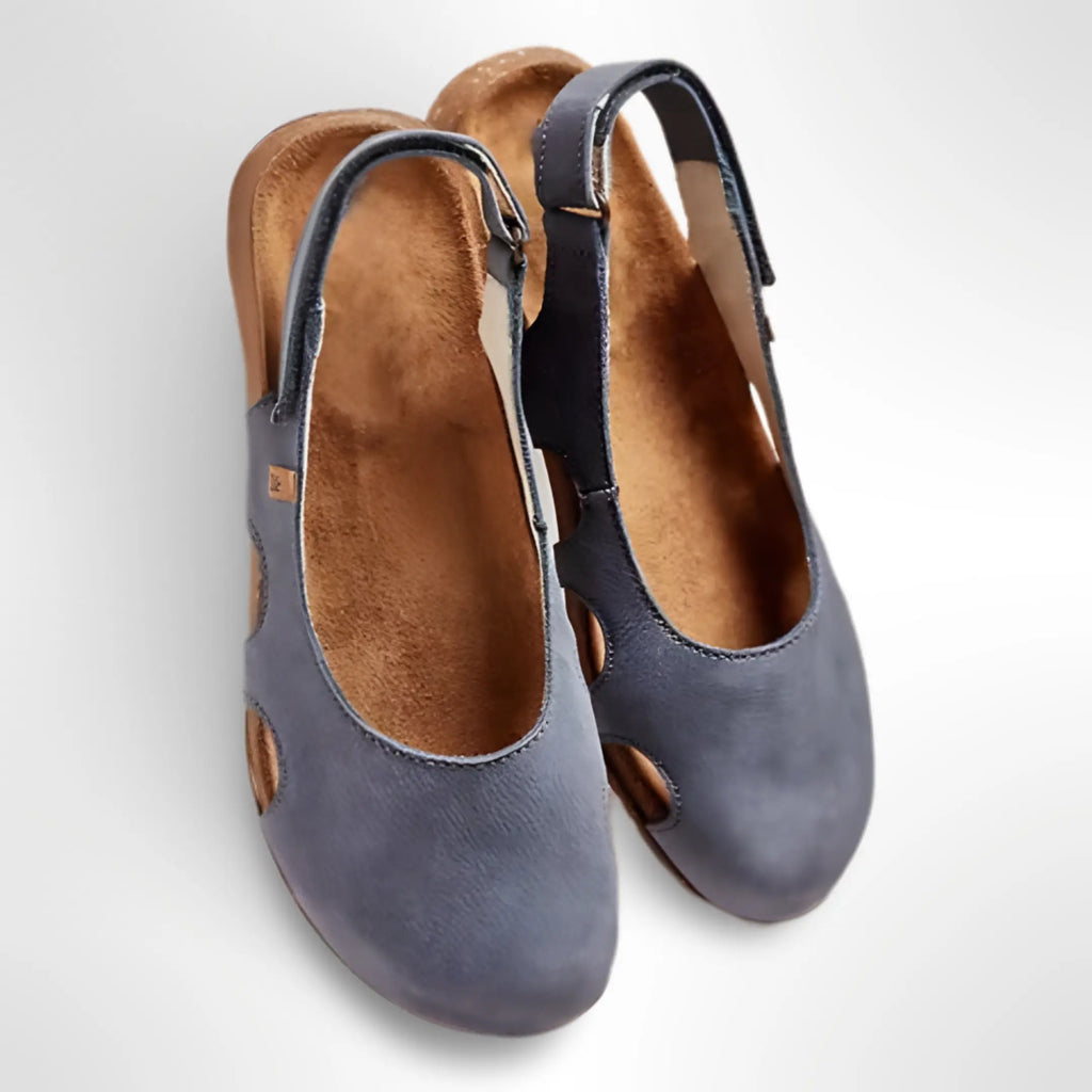Arkemio chaussures-plates-fermees-a-bride-arriere-confortables Gris 35