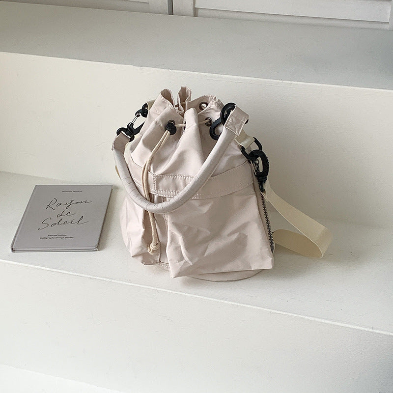 Sac seau bandoulière en nylon à cordon