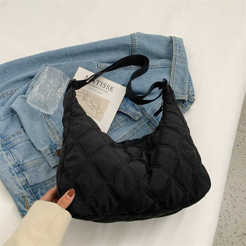 Sac bandoulière matelassé en nylon à motif losange