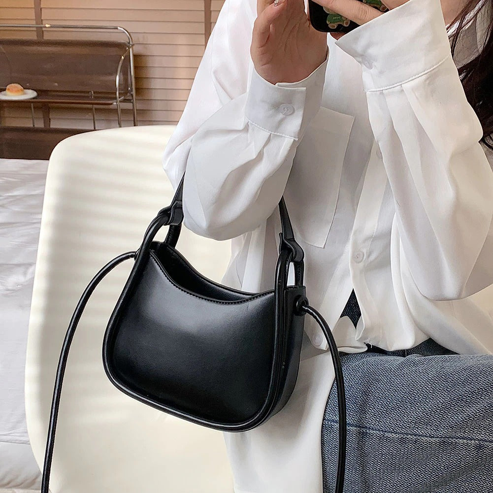 Petit sac bandoulière minimaliste en simili cuir