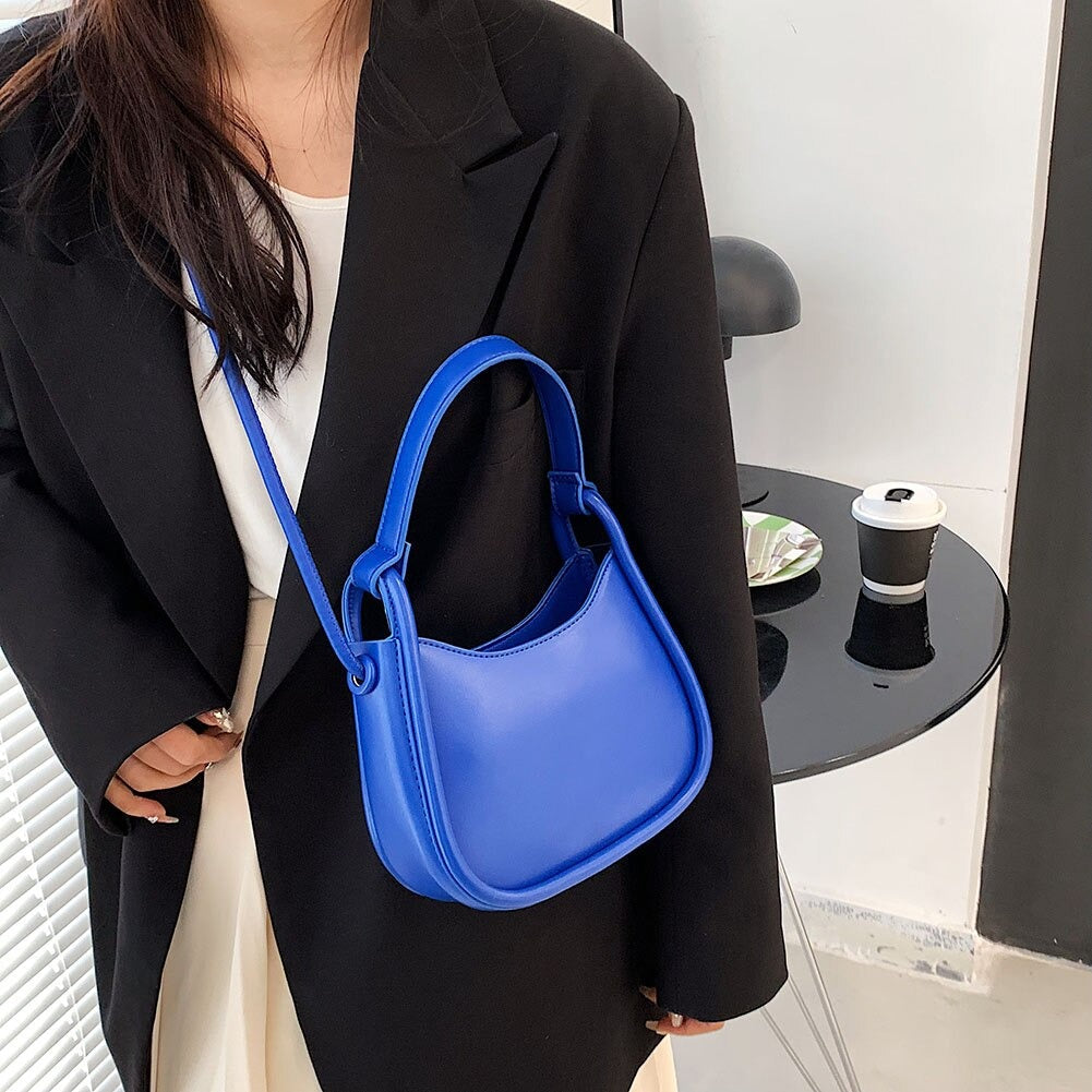 Petit sac bandoulière minimaliste en simili cuir