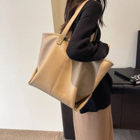 Sac cabas zippé en simili cuir