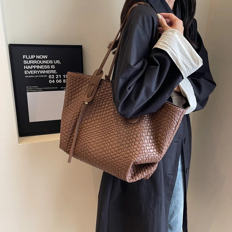 Sac cabas tressé en simili cuir à anses larges