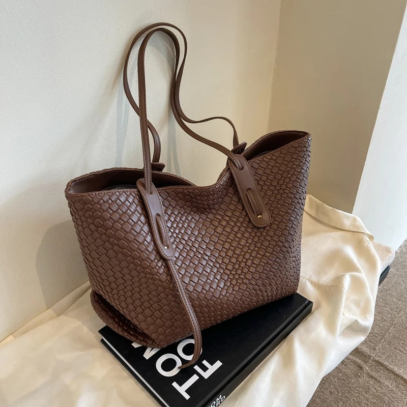 Sac cabas tressé en simili cuir à anses larges