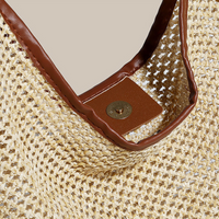 Sac hobo en paille tressée avec pochette amovible