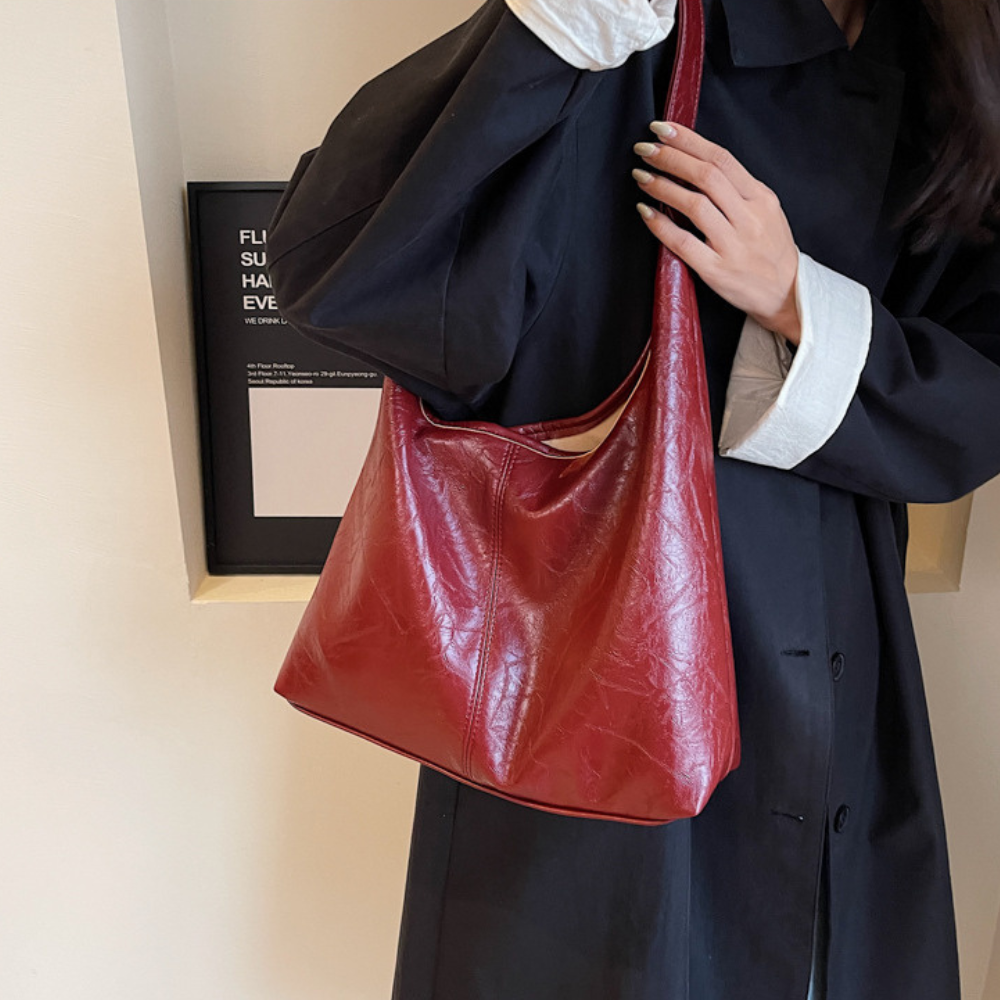 Sac hobo en simili cuir lisse avec pochette