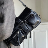 Petit sac bandoulière à rabat et poches zippées