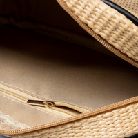 Petit sac bandoulière en paille à sangle brodée