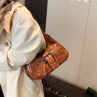 Sac bandoulière style Y2K en simili cuir