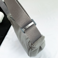 Sac banane bandoulière en velours côtelé