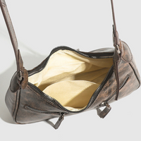 Sac bandoulière style Y2K en simili cuir