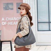 Grand sac hobo en simili cuir grainé pour ordinateur