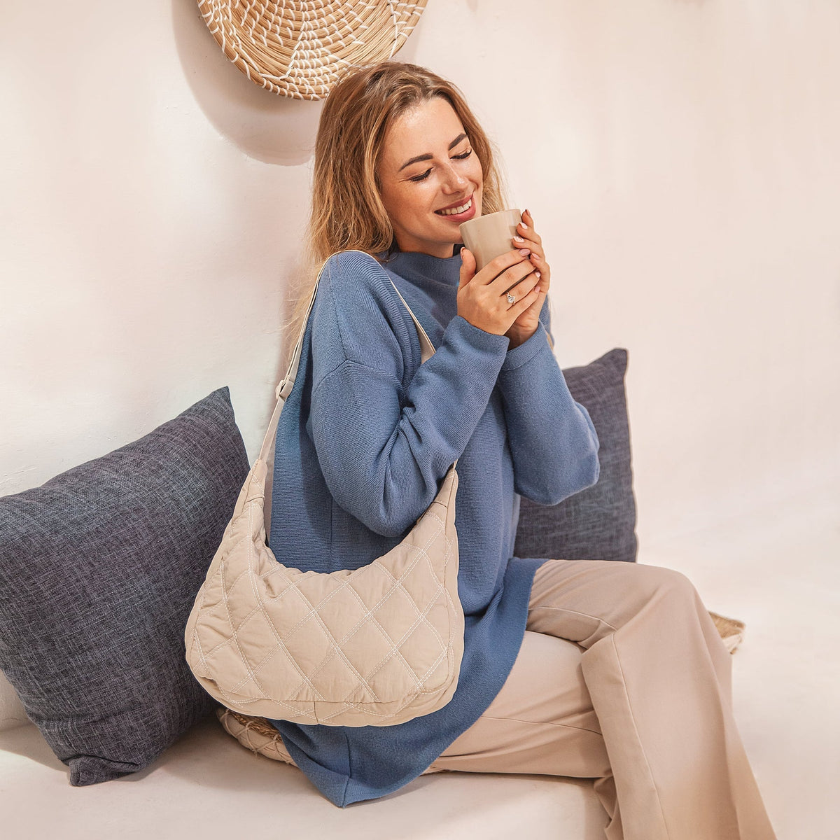 Sac bandoulière matelassé en nylon à motif losange