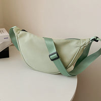 Sac bandoulière minimaliste en nylon