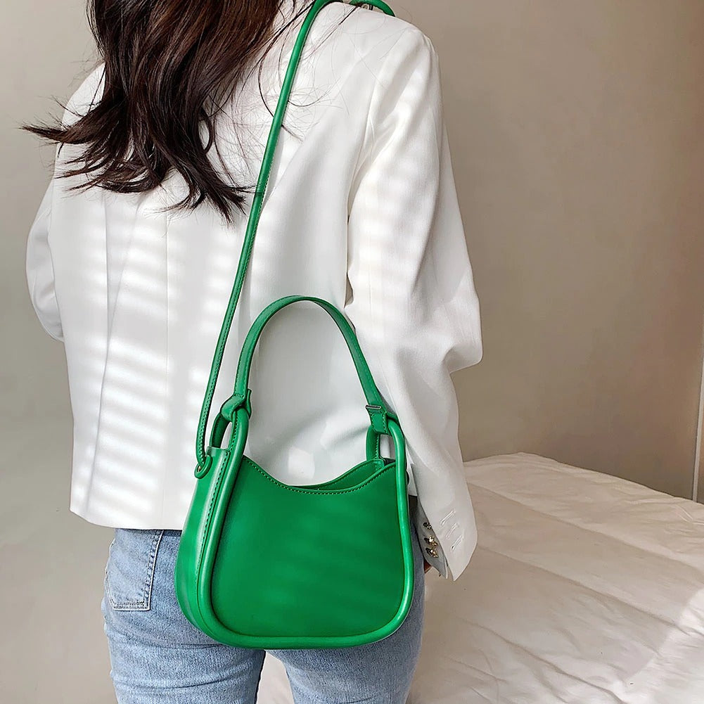 Petit sac bandoulière minimaliste en simili cuir