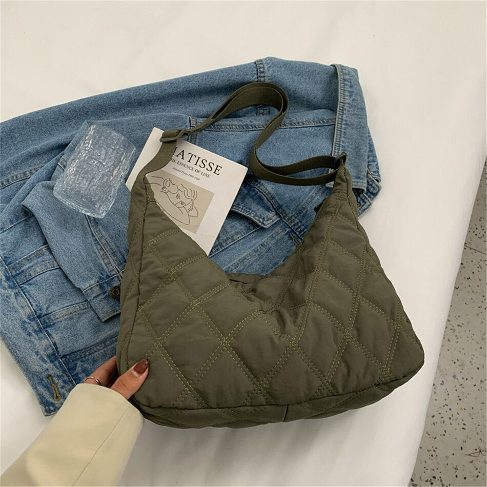 Sac bandoulière matelassé en nylon à motif losange