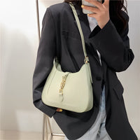 Sac porté épaule vintage à fermoir métallique