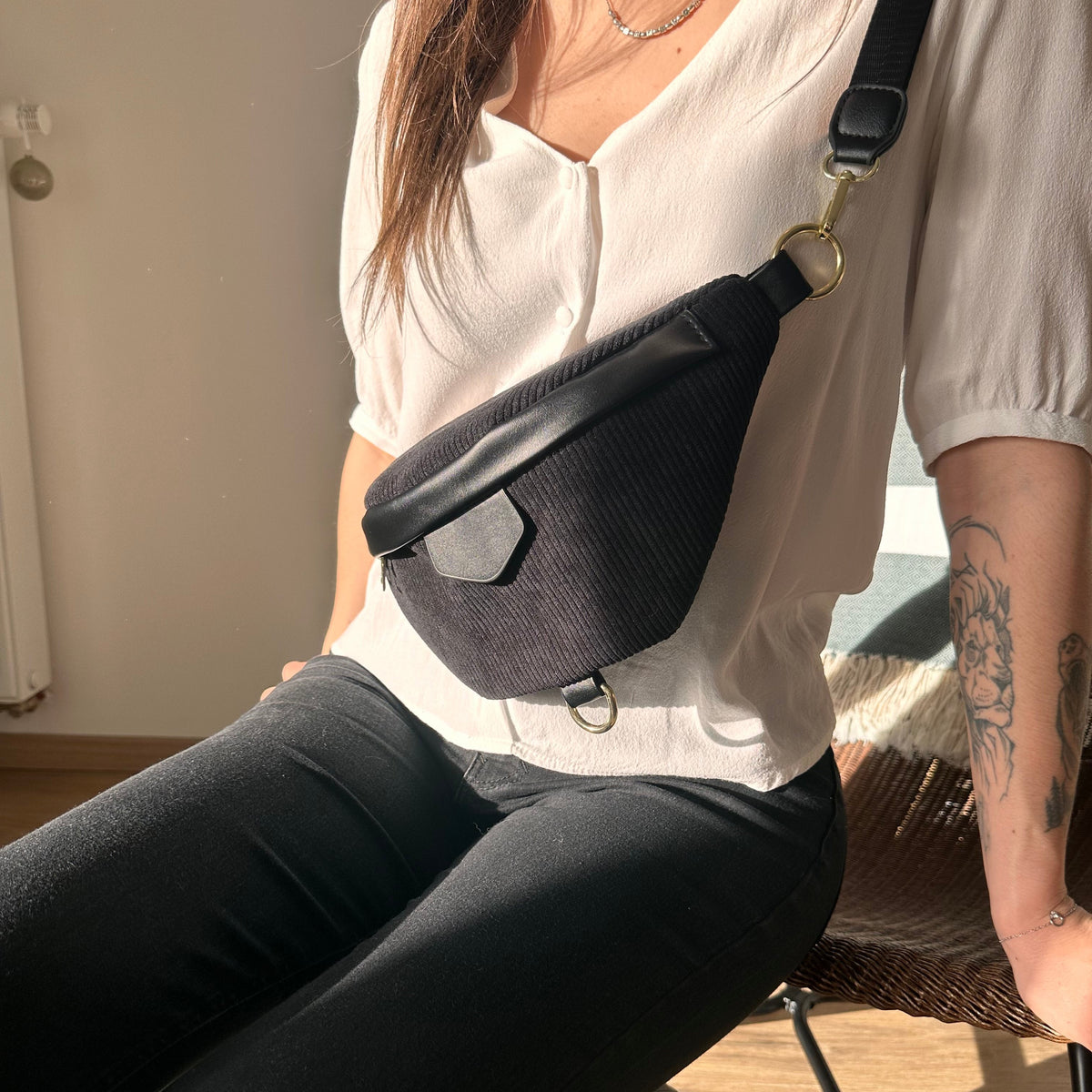 Sac banane en velours côtelé à bandoulière amovible