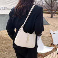 Sac porté épaule vintage à fermoir métallique
