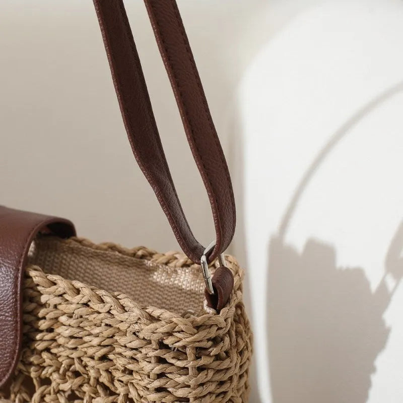 Sac bandoulière en paille et simili cuir