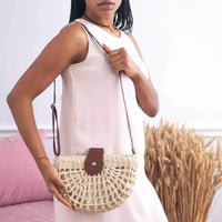 Sac bandoulière en paille et simili cuir
