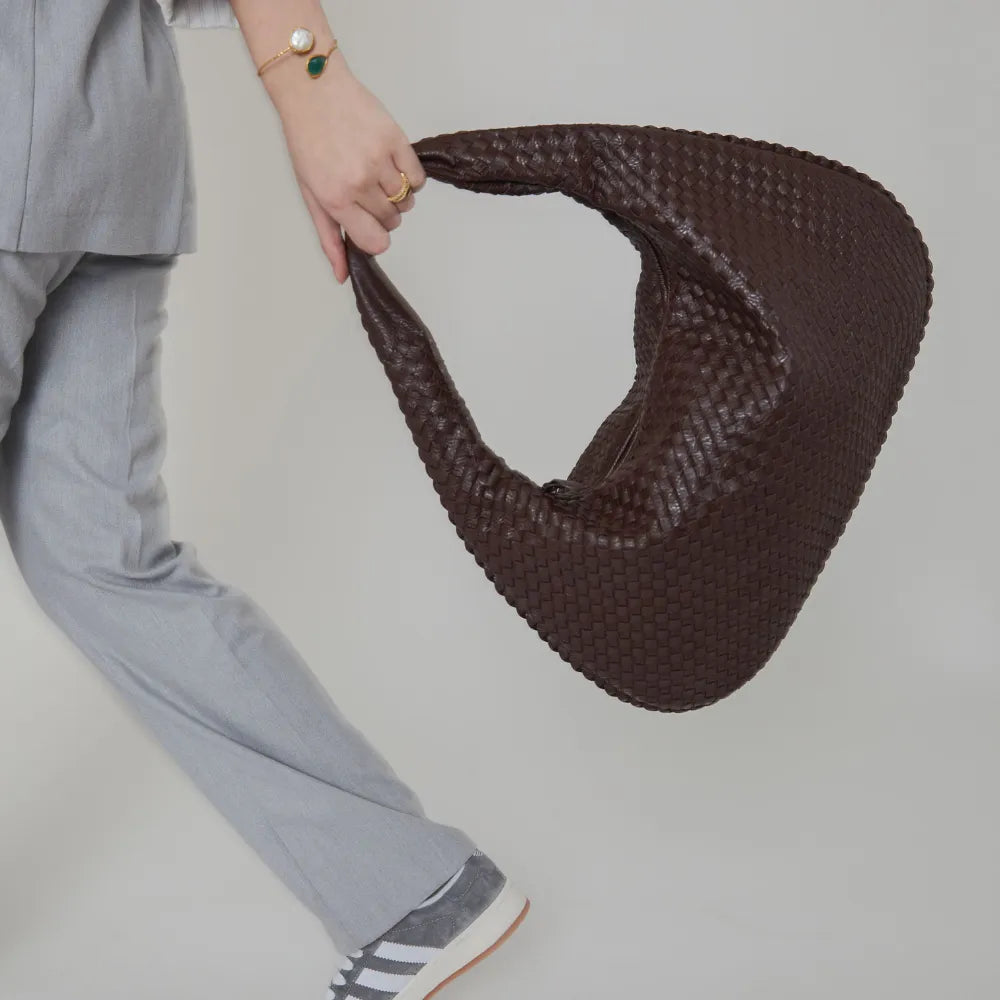 Sac hobo tressé en simili cuir à fermeture zippée