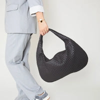 Sac hobo tressé en simili cuir à fermeture zippée