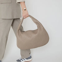 Sac hobo tressé en simili cuir à fermeture zippée