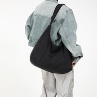 Sac cabas rembourré en nylon à bandoulière large