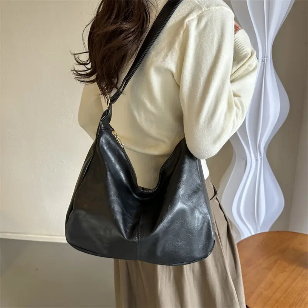 Sac hobo en simili cuir froissé