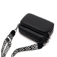 Petit sac bandoulière en simili cuir à sangle brodée