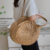 Maxi sac cabas en paille avec finitions simili cuir