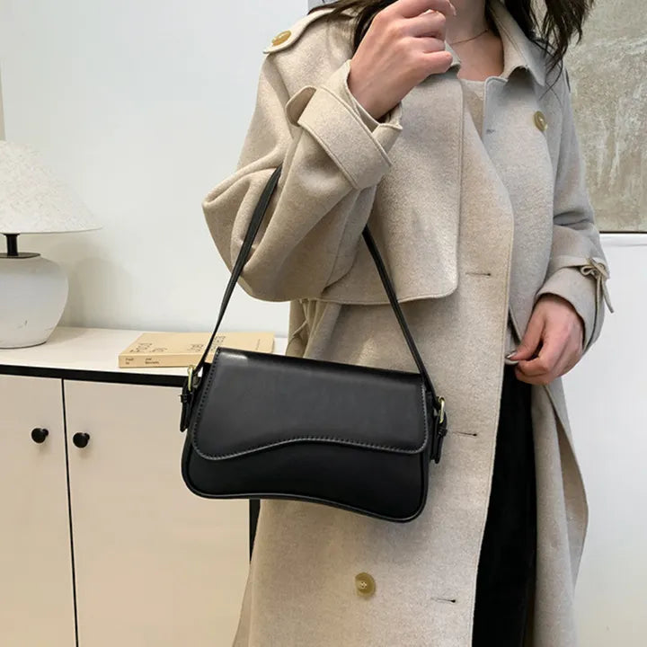 Petit sac bandoulière à rabat en simili cuir