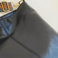 Sac bandoulière en simili cuir à sangle en tissu