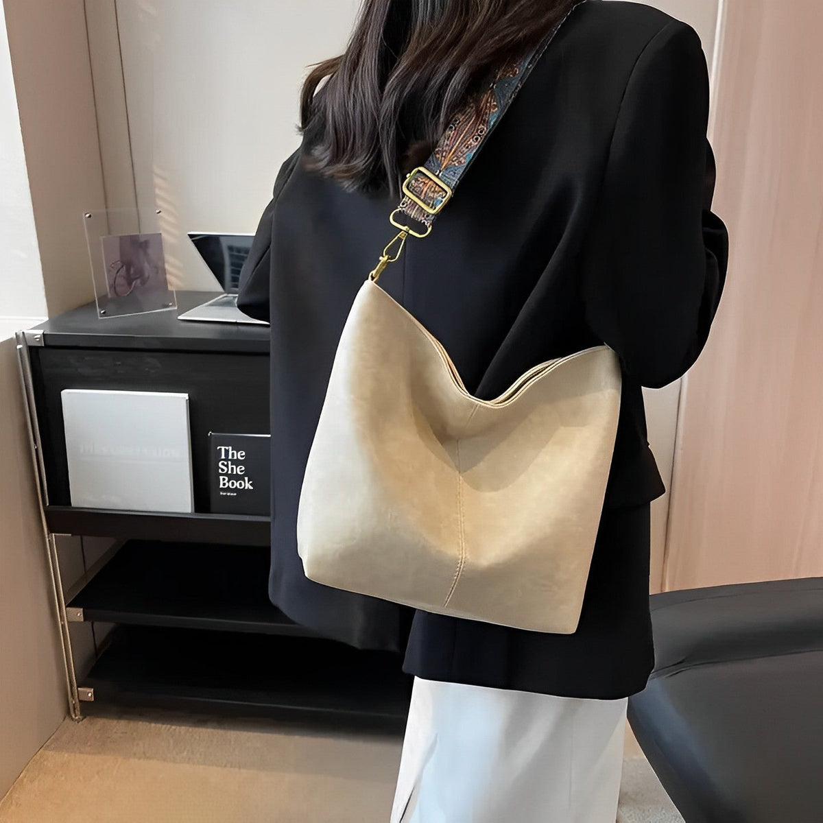 Sac bandoulière en simili cuir à sangle en tissu