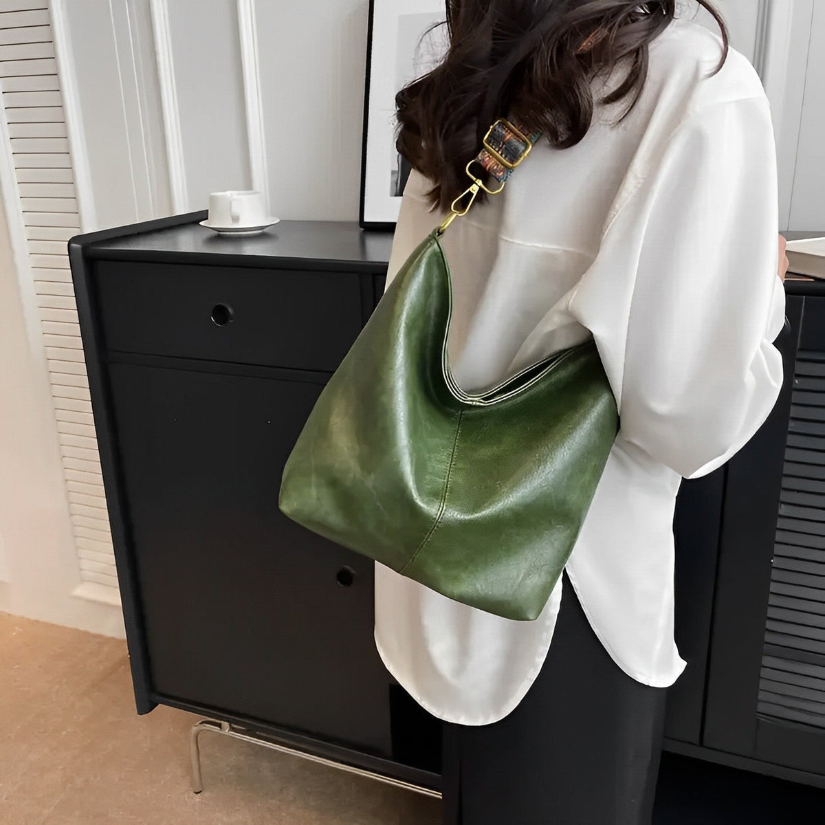 Sac bandoulière en simili cuir à sangle en tissu