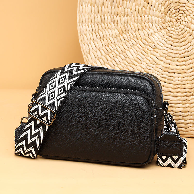 Petit sac bandoulière en simili cuir à sangle brodée