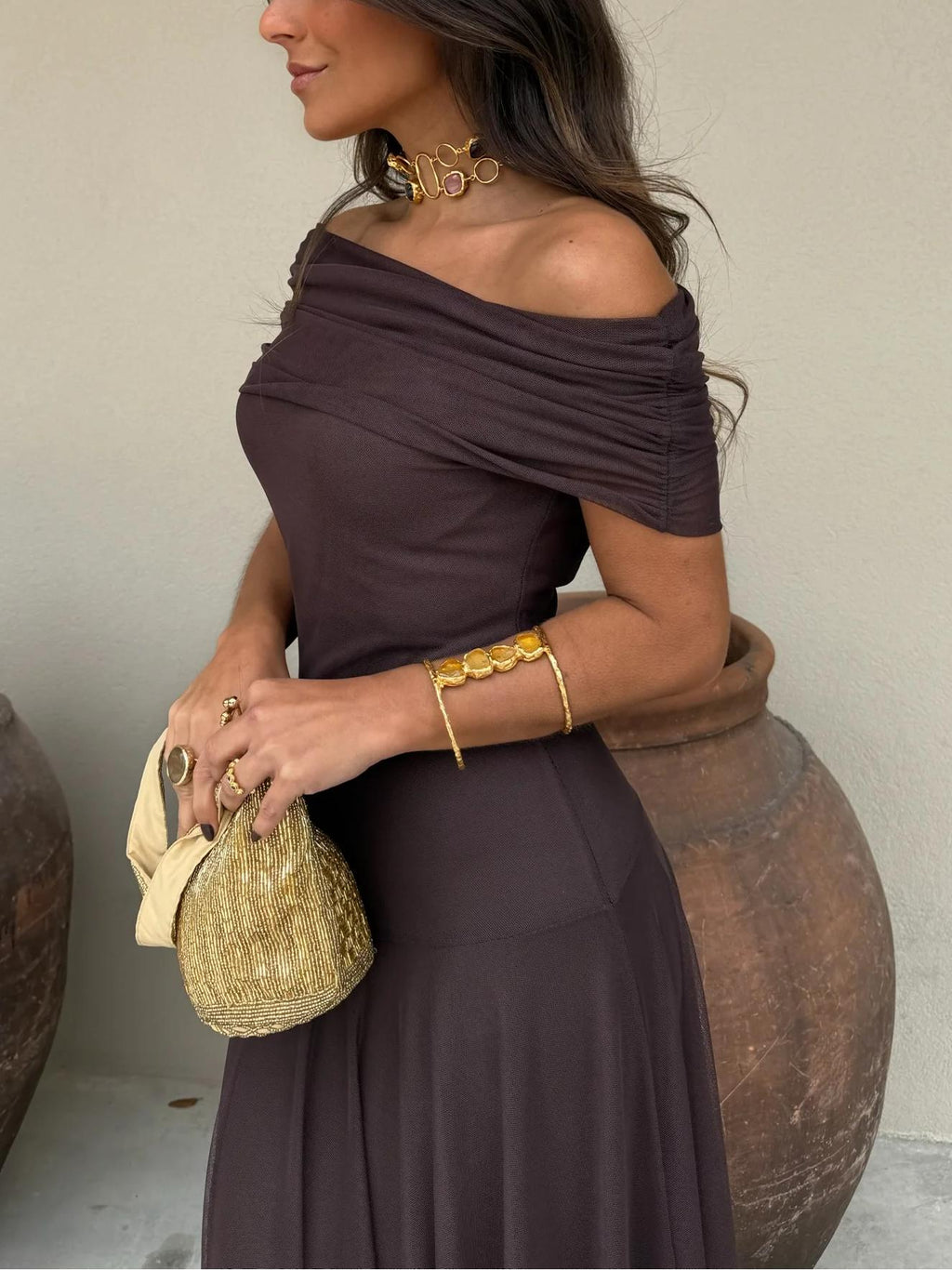 Robe longue élégante de cérémonie pour femme avec superposition en mesh