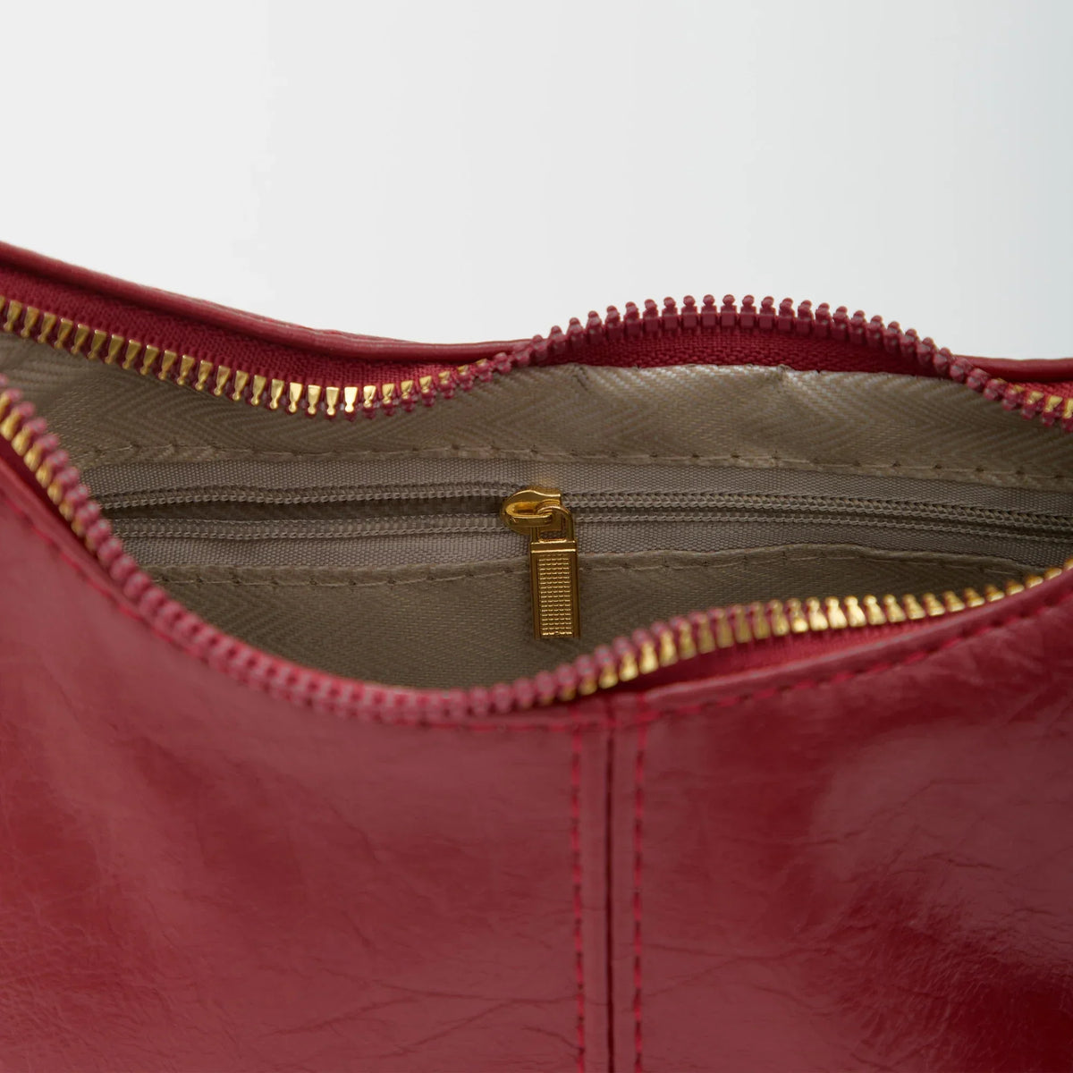 Sac bandoulière en simili cuir à sangle réglable