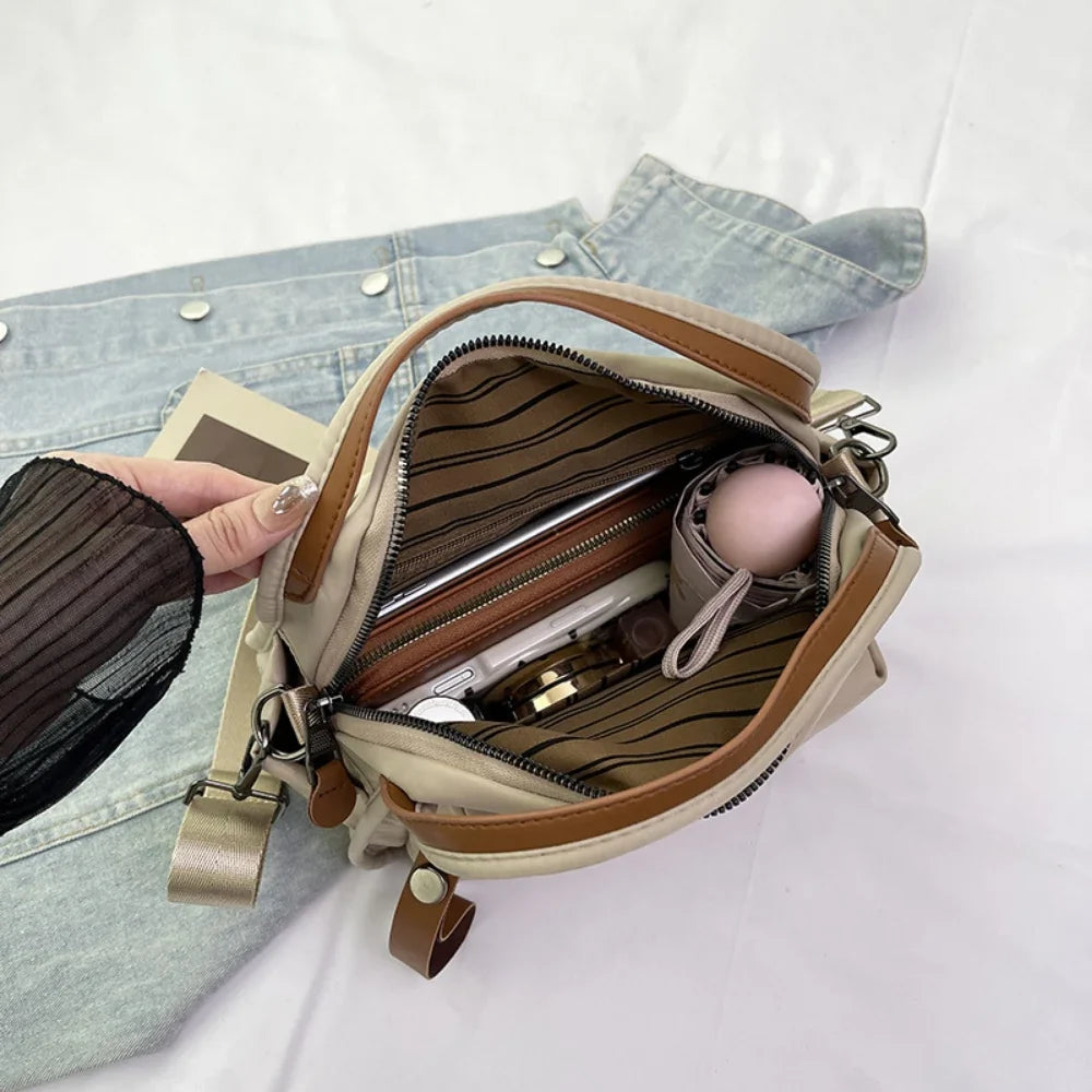 Sac bandoulière léger en nylon déperlant