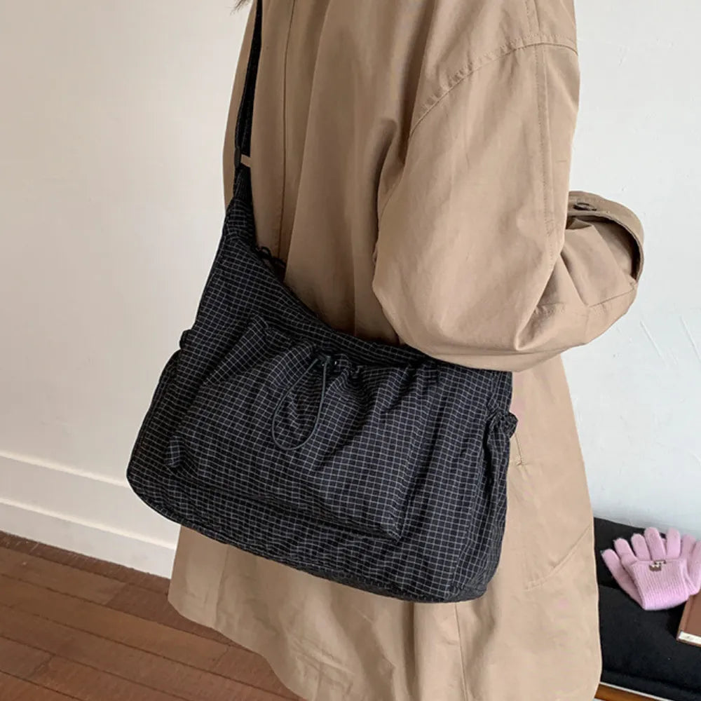 Sac bandoulière à carreaux en nylon