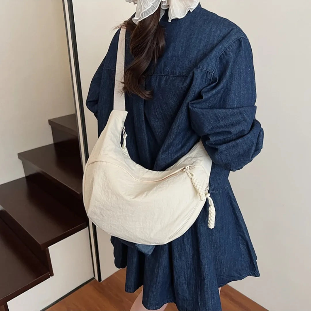 Sac bandoulière plat en nylon déperlant
