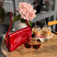 Petit sac bandoulière à rabat en simili cuir