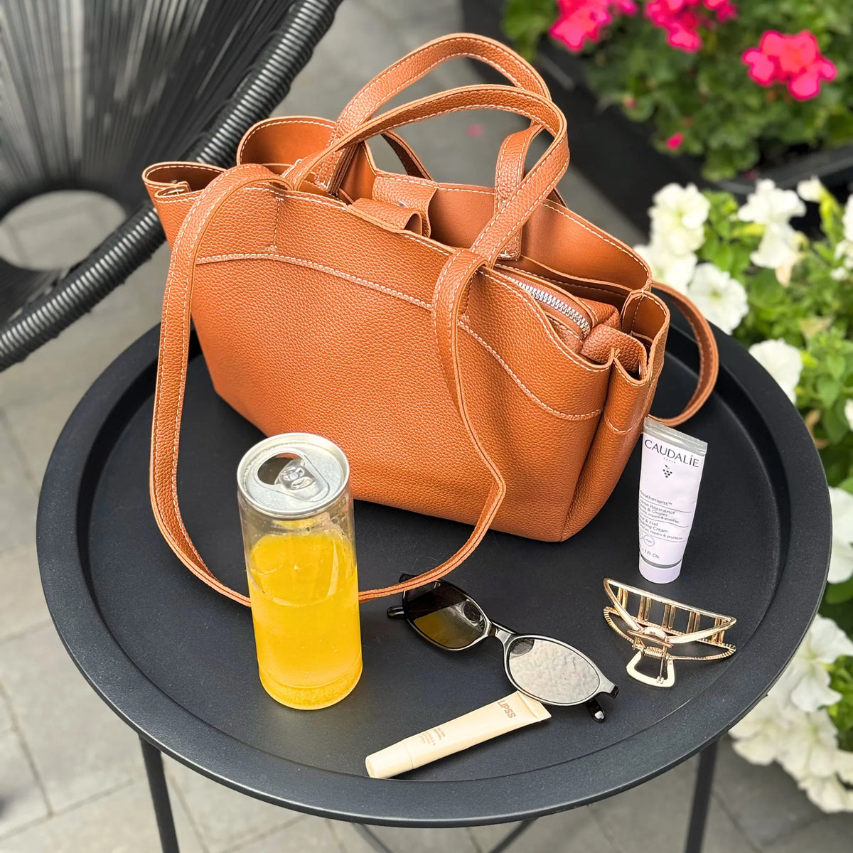 Sac cabas en simili cuir grainé avec pochette amovible