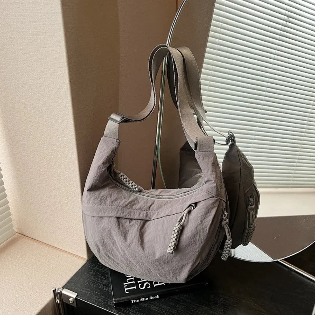 Sac bandoulière plat en nylon déperlant