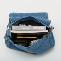 Sac à main en jean recyclé à chaînes