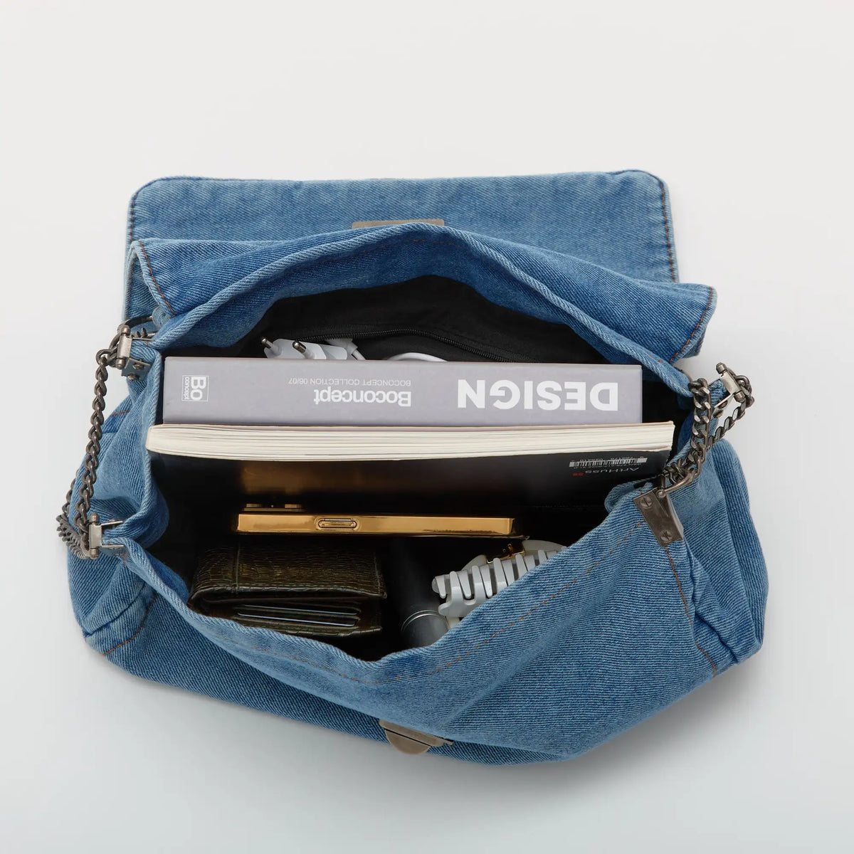 Sac à main en jean recyclé à chaînes